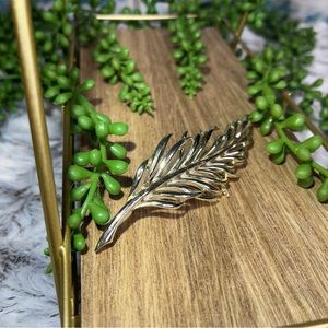 Marboux | Jewelry | 24vintage Marboux Gold 049 Leaf Pinbrooch